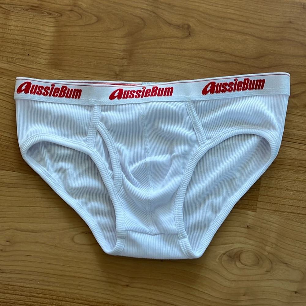 Aussiebum White Classic Briefs M 30-32”
